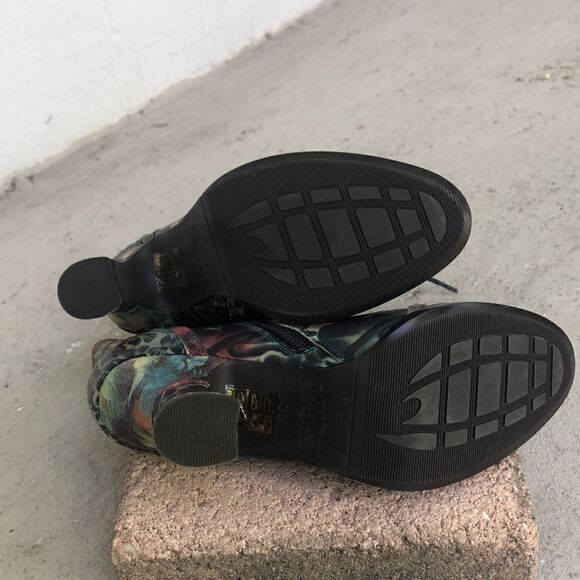 L’Artiste hand painted ankle boots - Picture 9 of 12